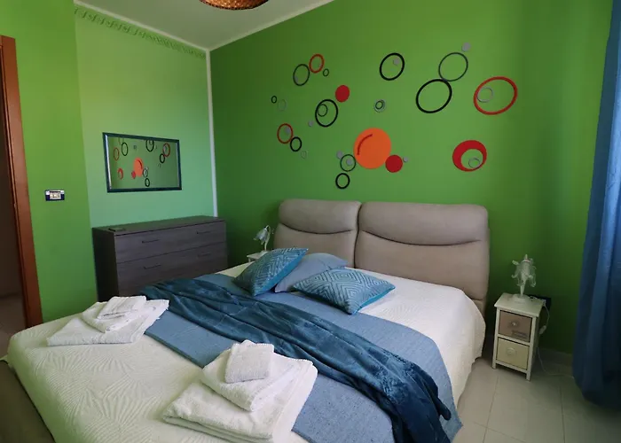 Casa Virginia Elegant One-bedroom Near The * Отранто