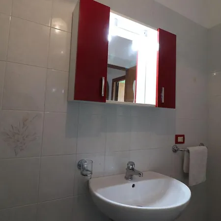 בית נופש Casa Virginia Elegant One-bedroom Near The *