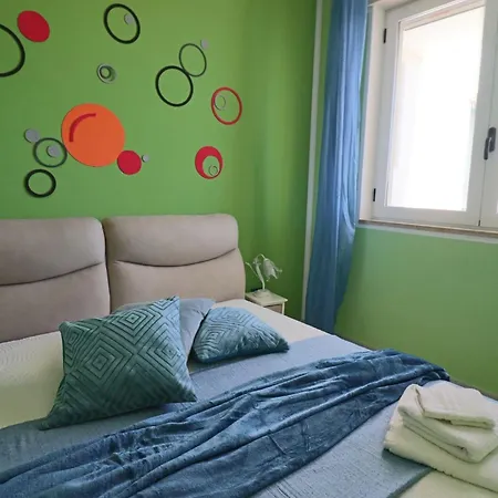 Casa Virginia Elegant One-bedroom Near The Сasa de vacaciones *