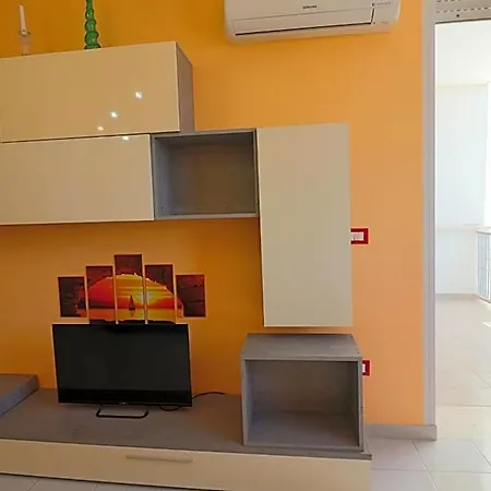 בית נופש Casa Virginia Elegant One-bedroom Near The אוטרנטו