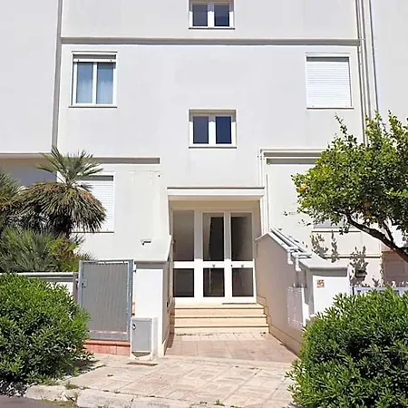 בית נופש Casa Virginia Elegant One-bedroom Near The